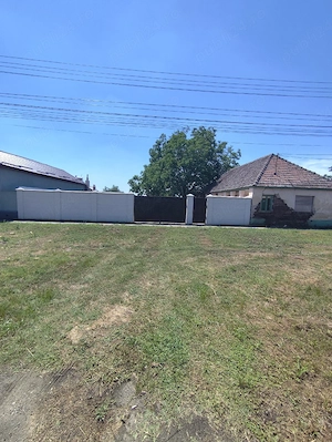 vând Teren de 1400 de m2 cu casă veche in Călugăreni la șosea principală! - imagine 5