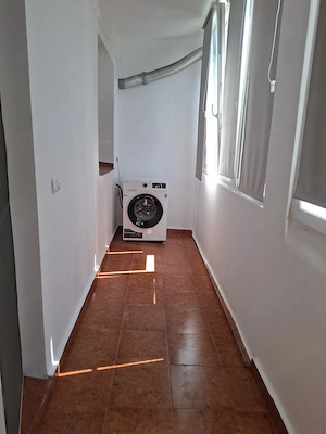 Închiriez apartament 2 camere Titan  - imagine 7