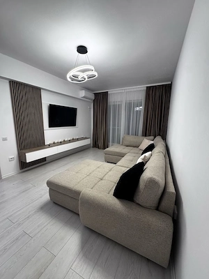 Inchiriez apartament cu 2 camere