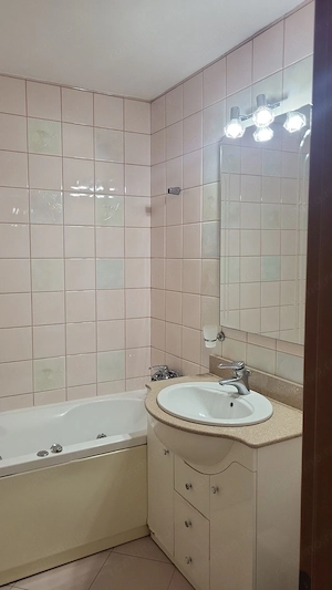 Apartament 2 camere de închiriat Calea Calarasi colt cu Matei Basarab, 63 mp decomandat etaj 3 8 mob - imagine 6