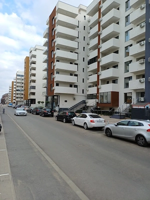 Apartament de închiriat Siena Biruinței 85
