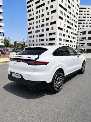 porsche cayenne 2021 100k km - imagine 4