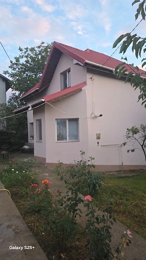 casa si teren intrarea in Breazu - imagine 2