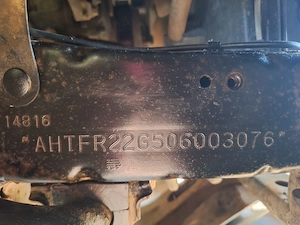 Toyota Hilux 2.5 123 000 km 4x4 LSD - imagine 7
