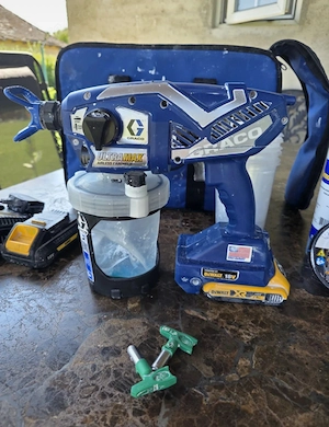 Vând pistol de vopsit Graco Ultra Max Airless Handheld, fabricat in SUA,