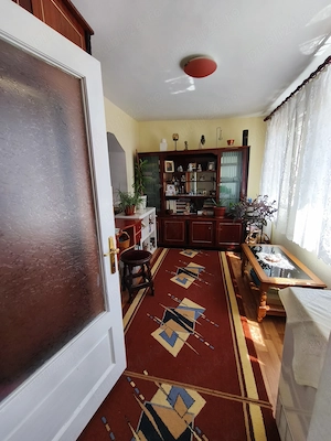Casa vila de vânzare cu 7 camere in Roman, zona zero - imagine 4
