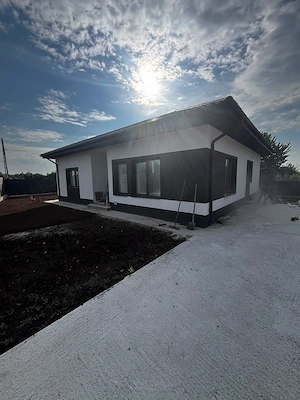 Casa individuala, 4 camere, 2 bai, Horlesti - Rediu - imagine 8