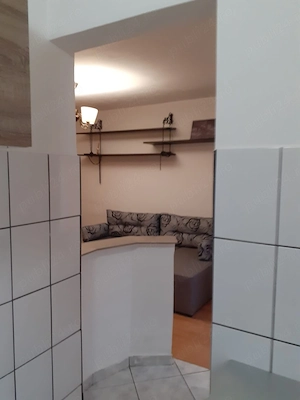 Zona Lunei, langa Complex Studentesc | Centrala termica | Etaj 2 | Decomandat | Mobilat si utilat !! - imagine 6