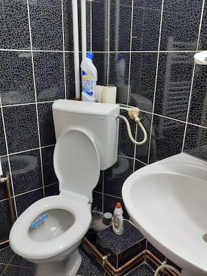 Zona Lunei, langa Complex Studentesc | Centrala termica | Etaj 2 | Decomandat | Mobilat si utilat !! - imagine 7