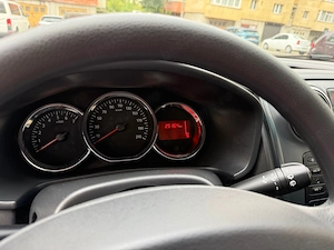 Dacia Sandero 1.2 bnz euro6, 25.200 Km carte service, masina este noua - imagine 7