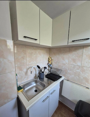DE VANZARE: Apartament, o Camera la Metrou Drumul Taberei  - imagine 9