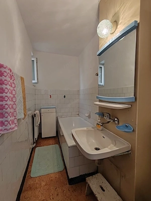 Apartament 3 camere decomandat, et. 2/4, cu garaj sub bloc - imagine 6