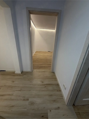 Apartament 3 camere - imagine 3
