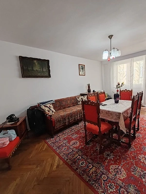 Apartament 3 camere decomandat, et. 2/4, cu garaj sub bloc - imagine 4