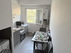 vand apartament 2 camere  - imagine 3