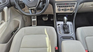 Volkswagen Golf Sportsvan 2017 1.2 TSI DSG, numai 125.000 km   întreținut obsesiv - imagine 5