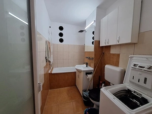 Apartament cu 1 camera-complet renovat-centrala proprie-38 mp utili-Freidorf - imagine 15