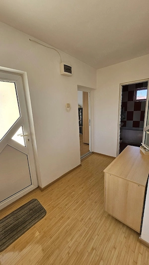 Casa 3 camere 670mp teren - imagine 3