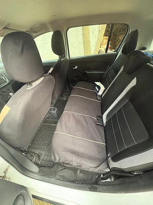 Vand URGENT Dacia Sandero Stepway cu carte service - imagine 2