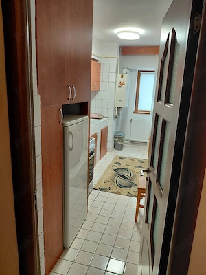 Inchiriez Garsonieră decomandata confort 1 - imagine 7