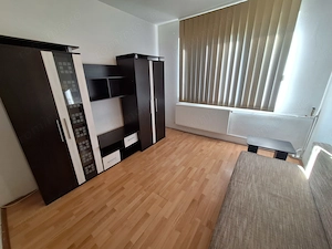 190 euro!!!.Garsoniera Et 3 Zona Buziasului