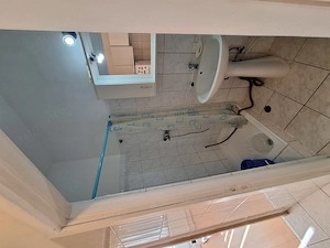 190 euro!!!.Garsoniera Et 3 Zona Buziasului - imagine 4