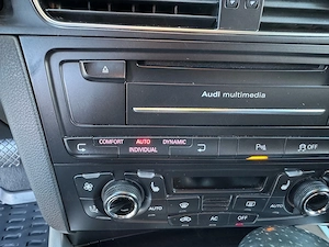 Audi Q5 S-line Quattro - imagine 8