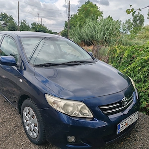 Vând Toyota Corolla 1,6 benzină. - imagine 5
