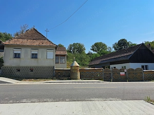 Proprietate casa veche, spatiu locuit, atelier , 1600 mp   Măgurele (Mărișelu) - imagine 4