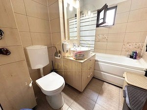 Apartament spatios cu 3 camere | Calea Sagului - imagine 13