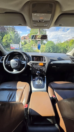 Audi Q5 2.0 TDI Quattro 2011 | Automată | 4x4 | Piele | Xenon LED | Navigație - imagine 5