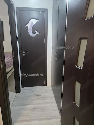 Apartament 2 CAM sec 4 PIATA RESITA - imagine 3