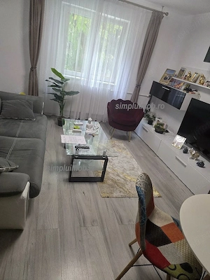 Apartament 2 CAM sec 4 PIATA RESITA - imagine 5