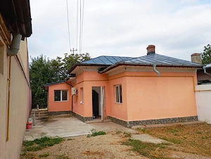 inchiriez casa la curte, 4 camere baie buc in chiajna, toate utilitatile - imagine 2