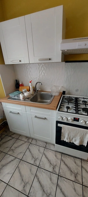 Apartament 4 camere etaj 2  Circumvalatiunii Gheorghe Lazar centrala proprie 2 bai model mare  - imagine 4