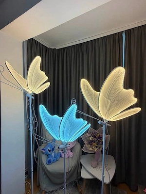 Fluturi decorativi de inchiriat
