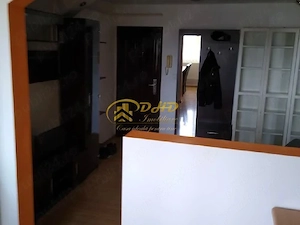 Apartament 2 camere open space, zona Cug. - imagine 4