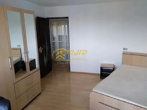 Apartament 2 camere open space, zona Cug.