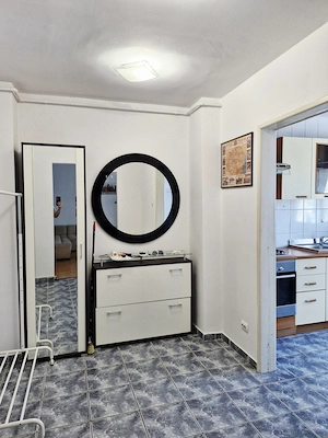 Piata Sudului - apartament de 2 camere de inchiriat - imagine 2