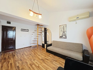 Apartament 2 camere mansarda cu scara interioara CT Ac mobilat si utilat