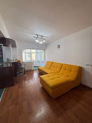 Apartament 3 camere Păcurari, centrală, CT, AC, loc de parcare  - imagine 2