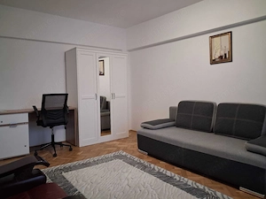 Închiriere Garsonieră Bulevardul Unirii - Fântâni, recent renovată, bloc cu pază - imagine 2