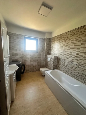 Apartament cu 2 camere cu balcon, 70mp, Mosnita Noua - imagine 6