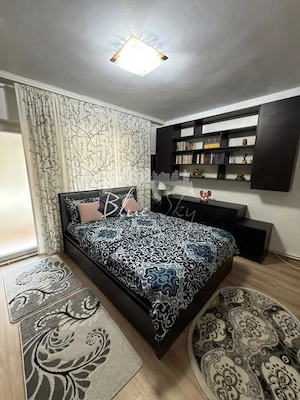 Apartament 3 camere situat in zona Faleza Nord, langa plaja - imagine 7