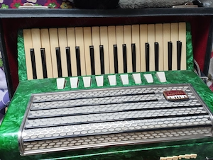 Acordeon Balada ani 80 