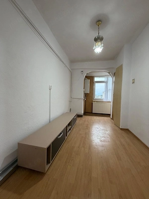 Vanzare apartament 3 camere, in Galati, Micro 13B, centrala, liber - imagine 7