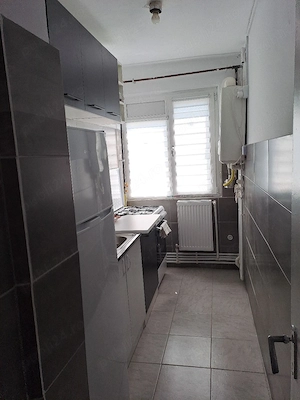 Ofer spre inchiriere apartament 2 camere Alexandria ultracentral - imagine 5