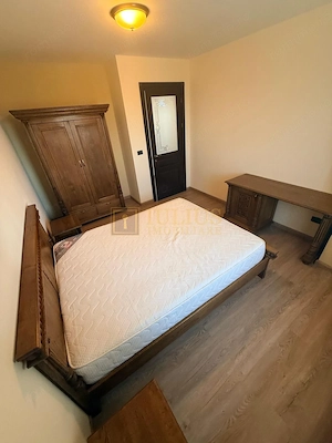 3 camere} Mosnita Noua-Castel Royal| apartament vintage| loc de parcare| balcon