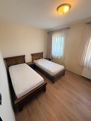 3 camere} Mosnita Noua-Castel Royal| apartament vintage| loc de parcare| balcon - imagine 15