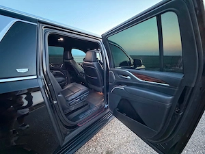 Cadillac Escalade - an 2021 - full options - imagine 10